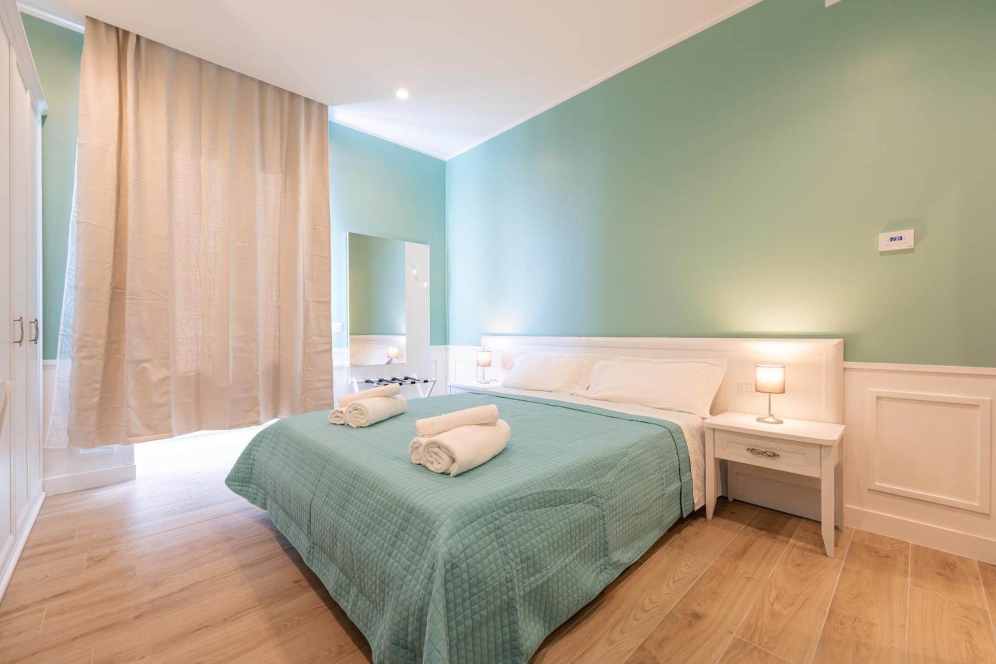 Daca Luxury Rooms Неаполь Екстер'єр фото